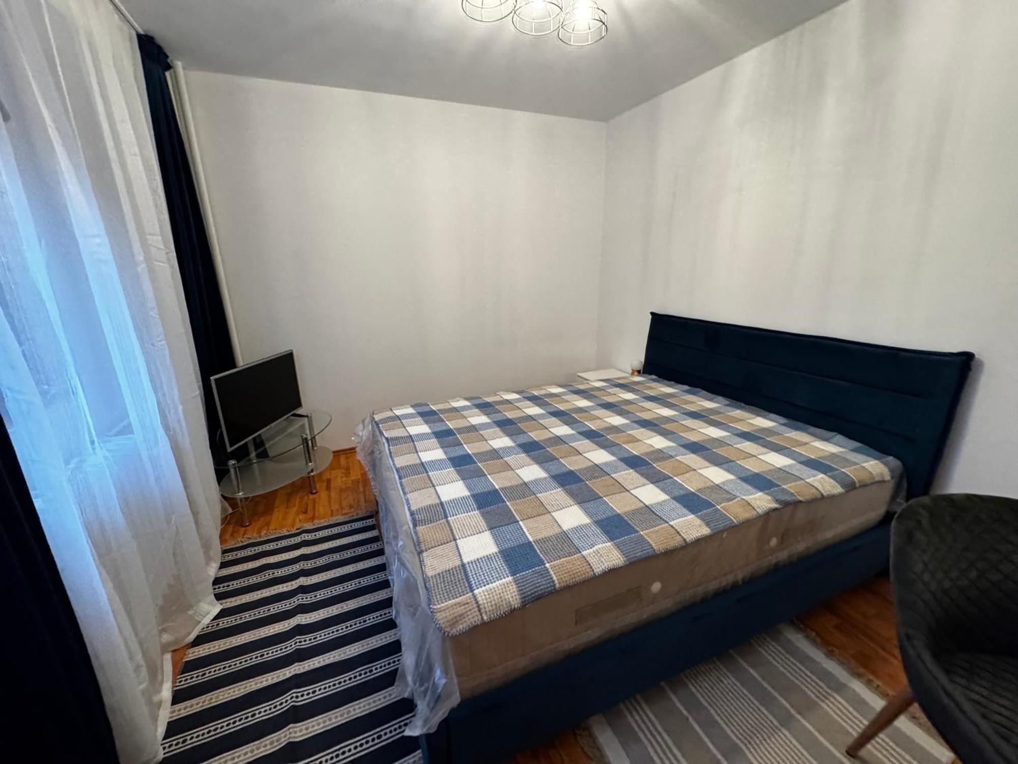 Apartament Zona Marriott-Palatul Parlamentului Bucarest Esterno foto